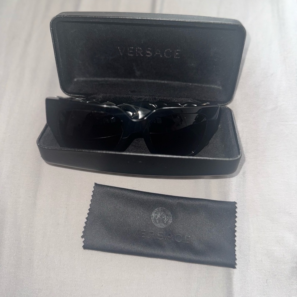 Versace Black Sunglasses Modern Design